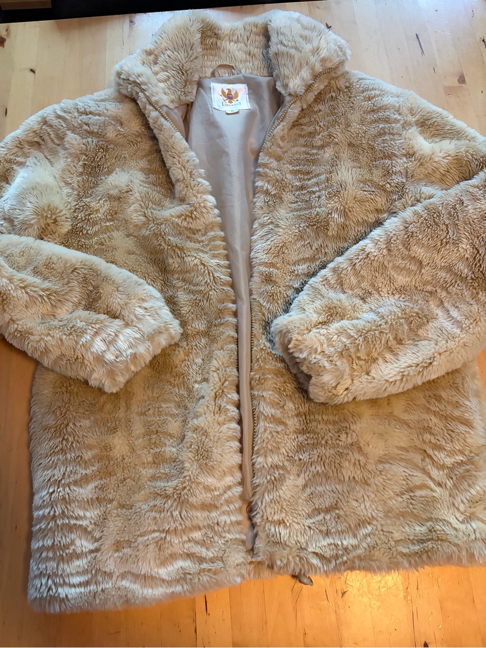 Women’s Plush Faux-Fur Coat in Beige